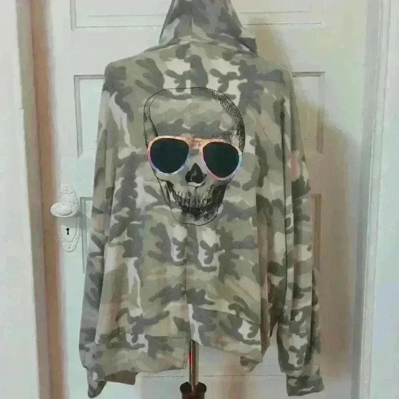 Camo Skull Hoodie #000M - Picture 1 of 4